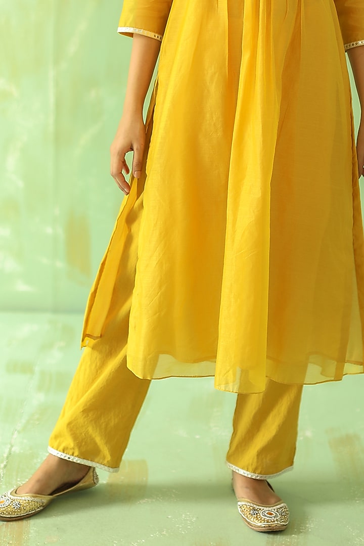Ochre Yellow Embroidered Kurta Set by POULI at Pernia's Pop Up Shop
