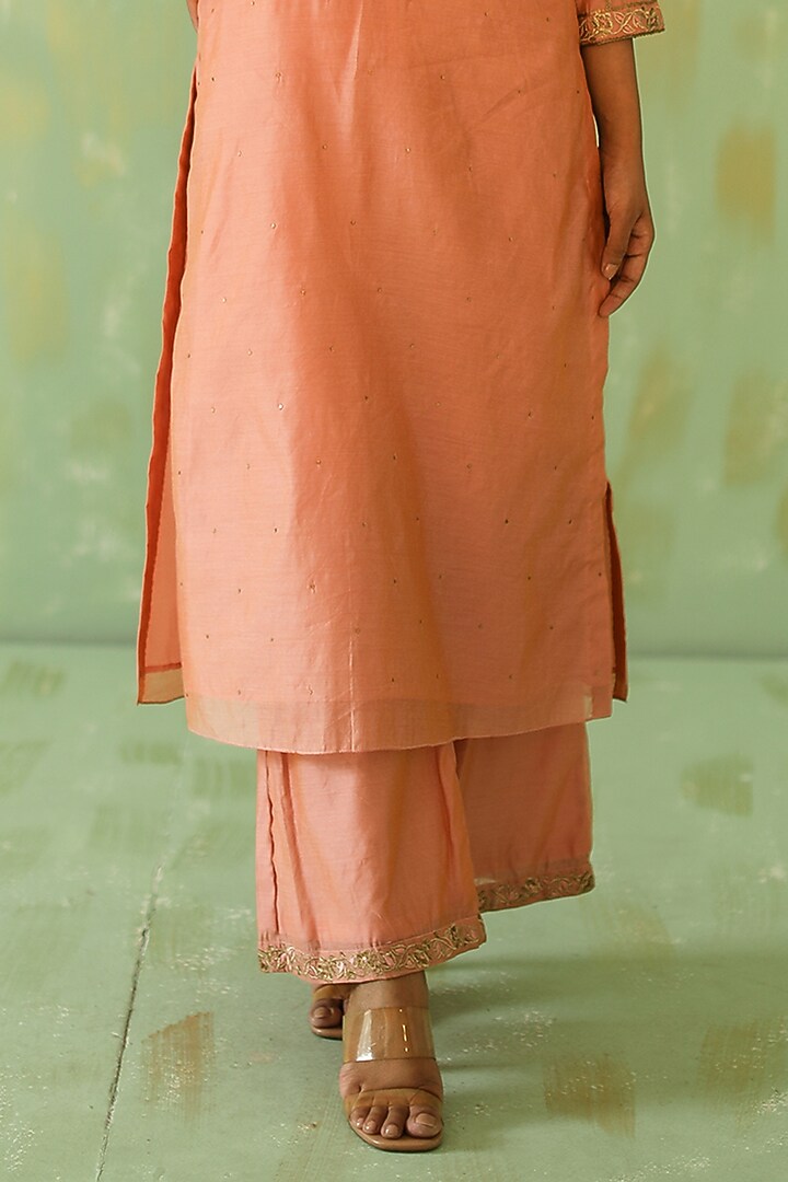 Vintage Pink Resham Embroidered Kurta Set by POULI at Pernia's Pop Up Shop