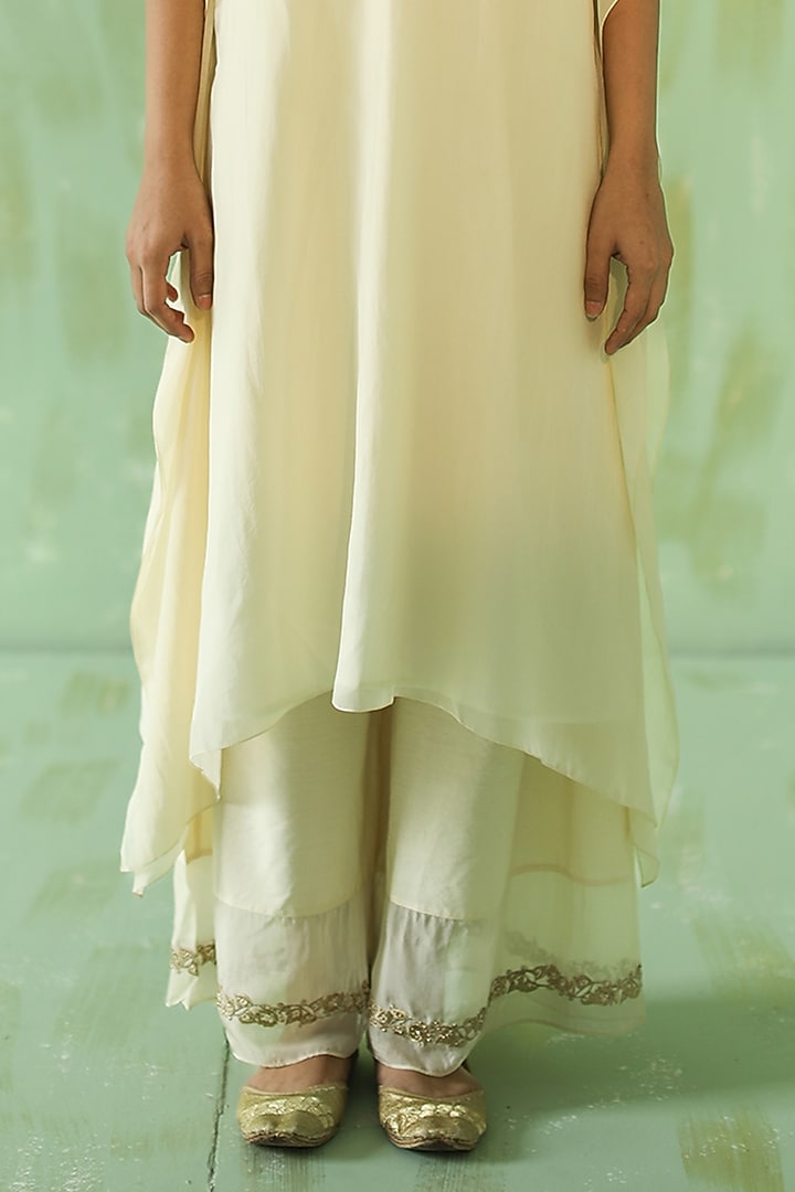 Off-White Embroidered Kaftan Set by POULI at Pernia's Pop Up Shop