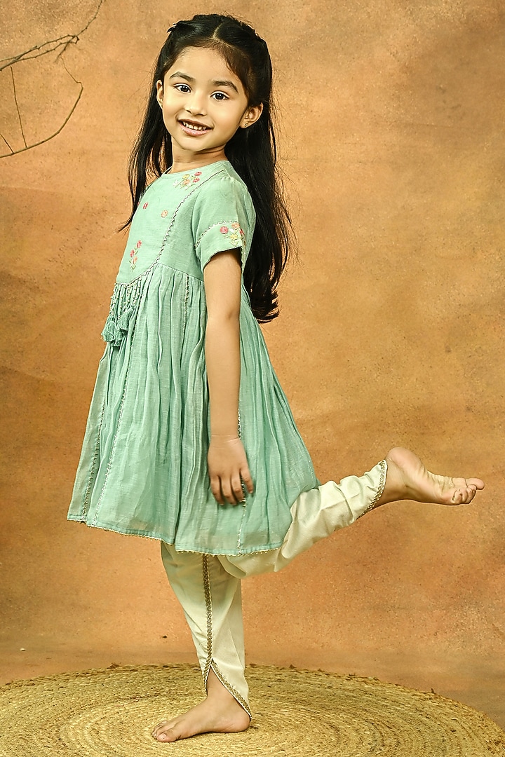 Green Pure Chanderi Embroidered Kurta Set For Girls by Taber Tikri at Pernia's Pop Up Shop