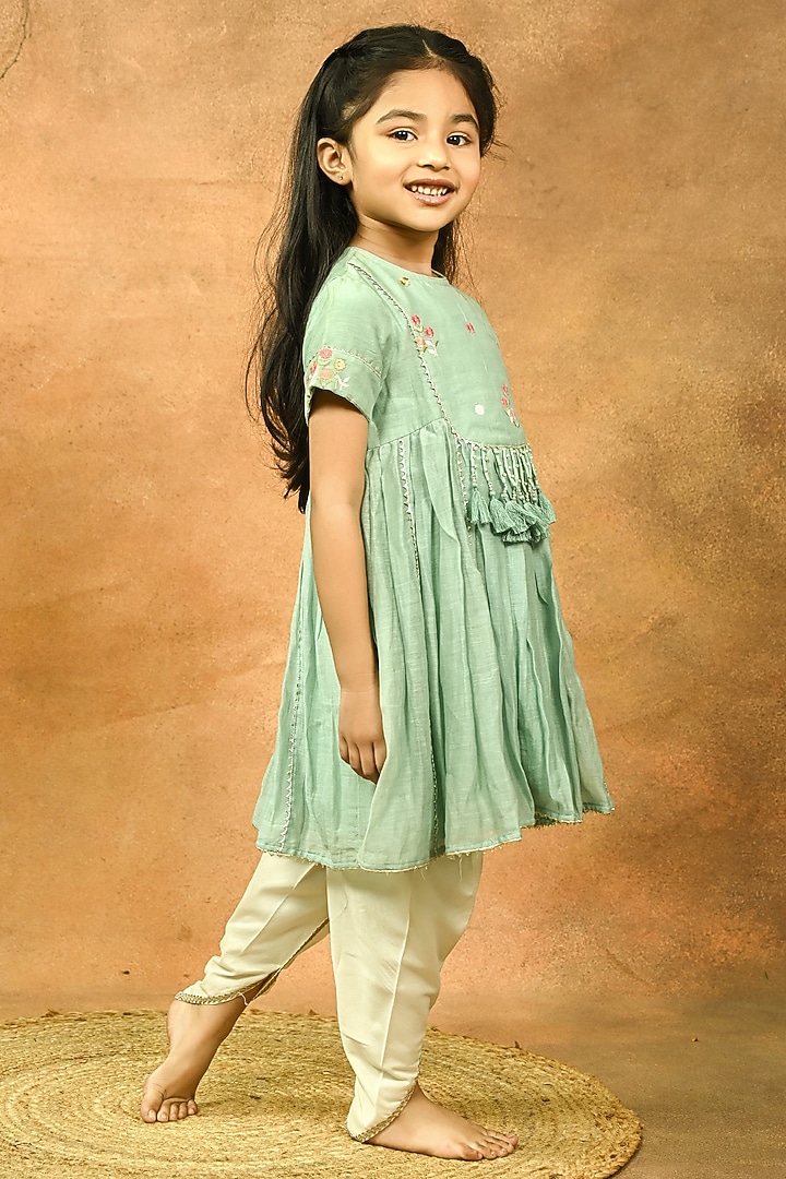 Green Pure Chanderi Embroidered Kurta Set For Girls by Taber Tikri at Pernia's Pop Up Shop