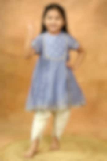 Blue Pure Chanderi Embroidered Kurta Set For Girls by Taber Tikri at Pernia's Pop Up Shop