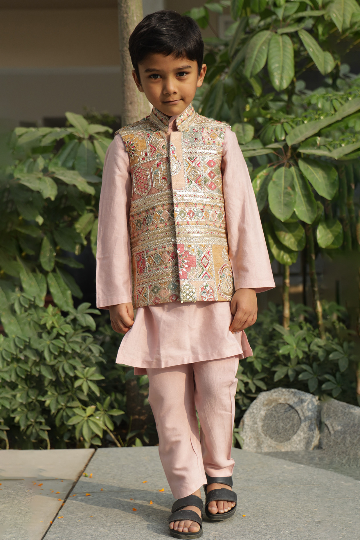 Pastel Pink Cotton Silk Thread Embroidered Nehru Jacket Set For Boys by Taber Tikri