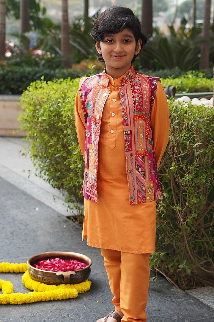 Pink Brocade Printed Nehru Jacket Set For Boys by Taber Tikri at Pernia's Pop Up Shop