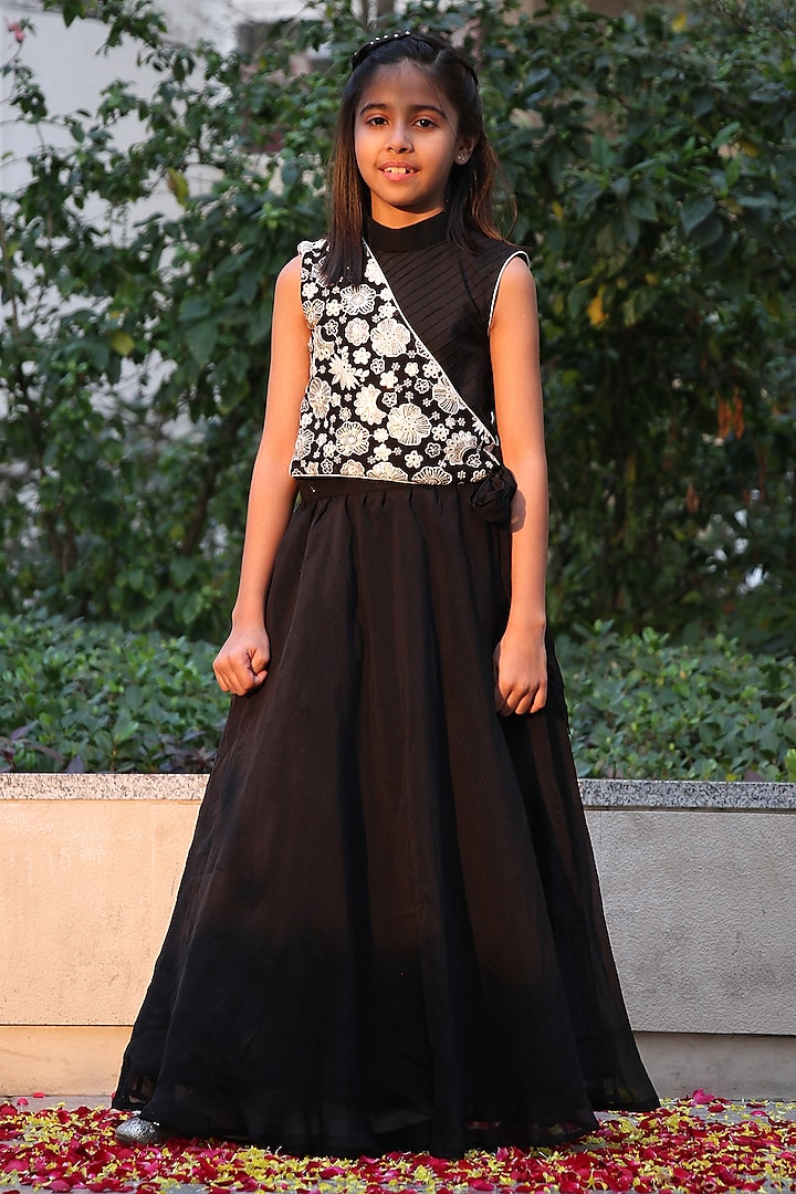 Black Organza Lehenga Set For Girls by Taber Tikri at Pernia's Pop Up Shop