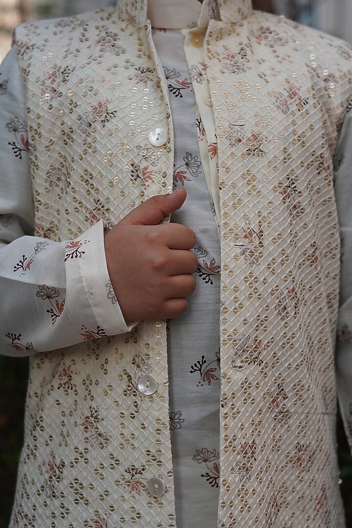 Off-White Cotton Silk Printed Nehru Jacket Set For Boys by Taber Tikri at Pernia's Pop Up Shop