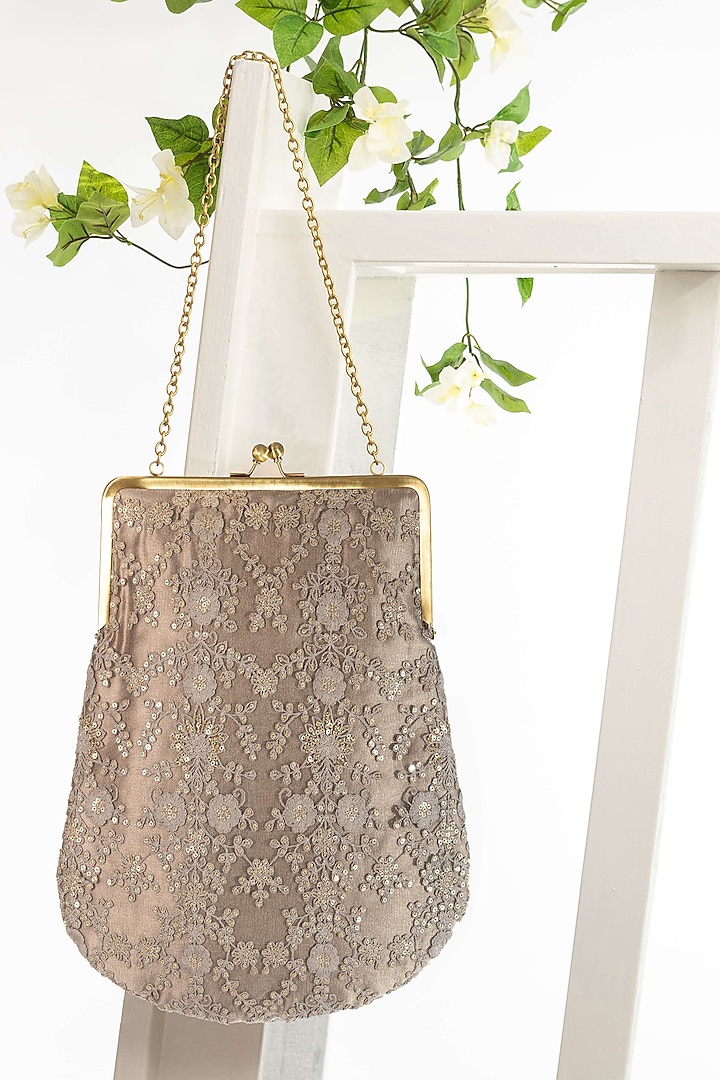 Silver Floral Embroidered Bag With Chain by THAT GYPSY