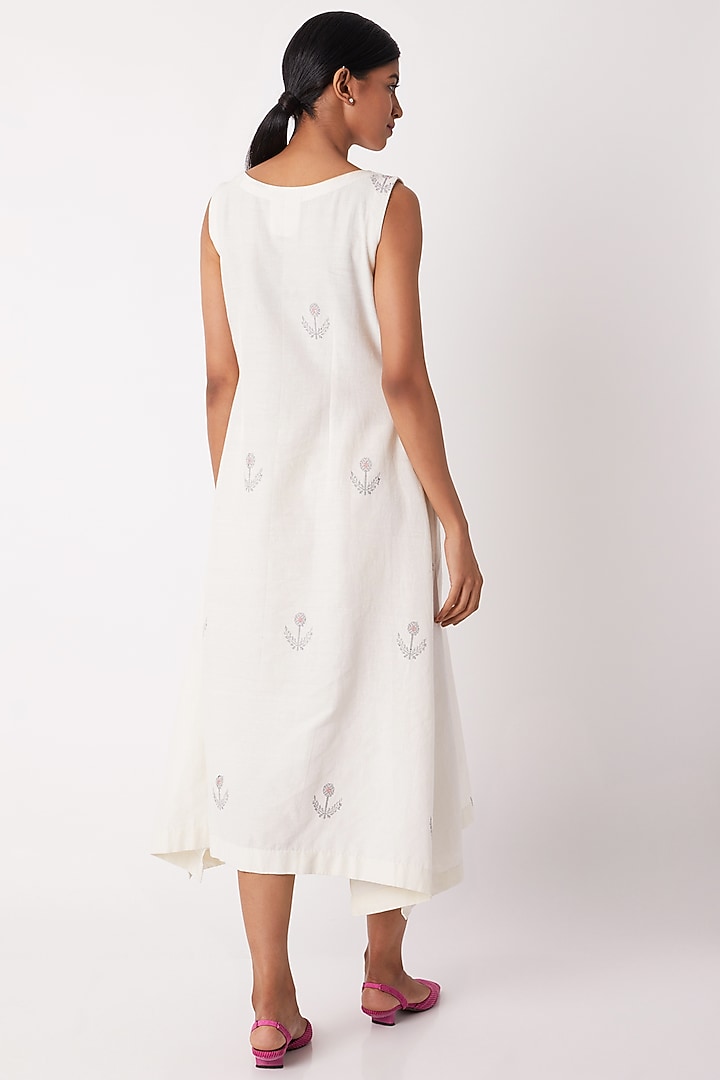 Off White Jamdani Summer Dress With Pockets by Tahweave at Pernia's Pop Up Shop