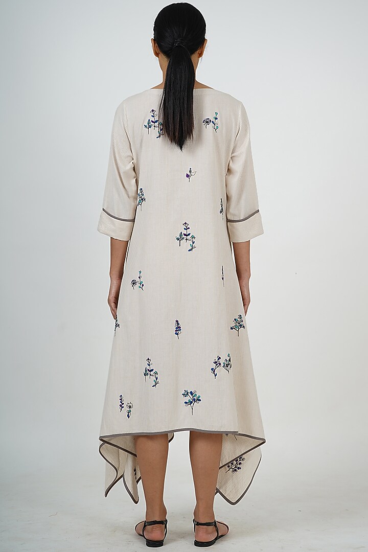 Beige & White Embroidered Tunic by Taika By Poonam Bhagat at Pernia's Pop Up Shop