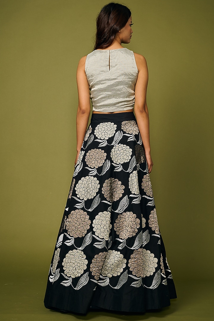 Black Embroidered Skirt Set by Taika By Poonam Bhagat at Pernia's Pop Up Shop