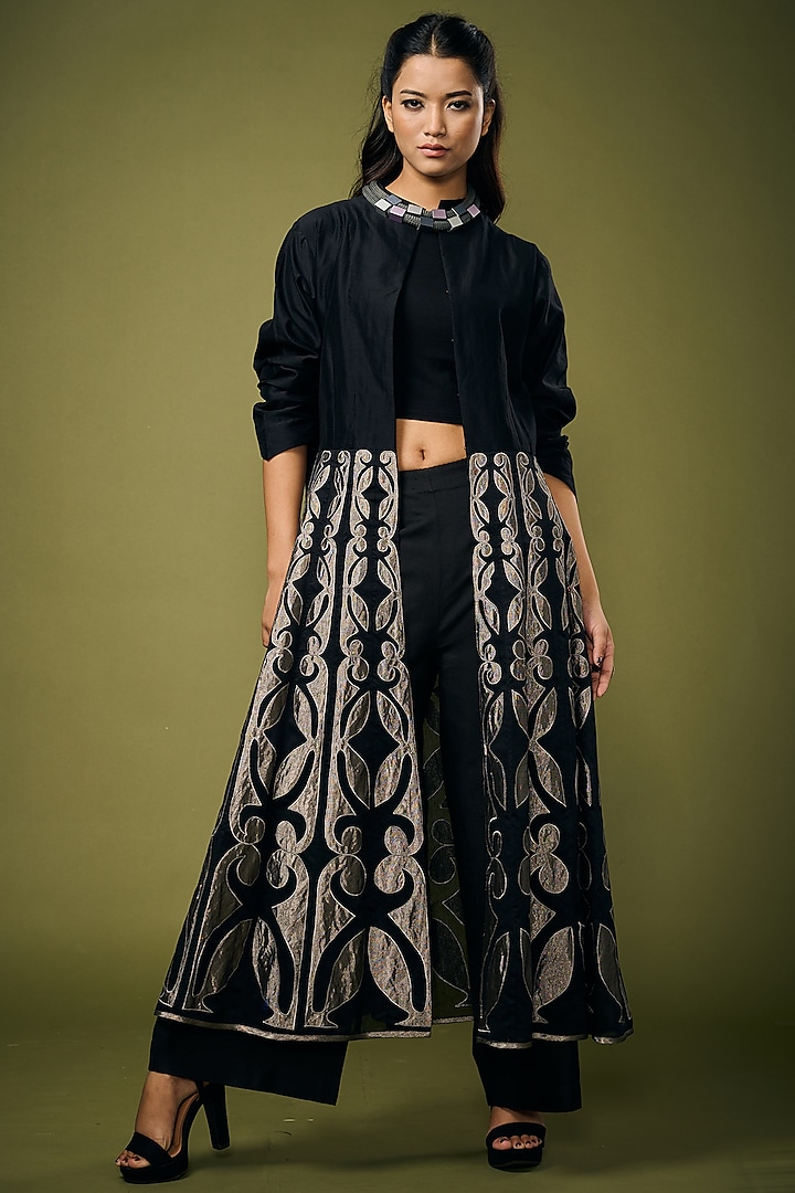 Black Embroidered Anarkali Set by Taika By Poonam Bhagat at Pernia's Pop Up Shop