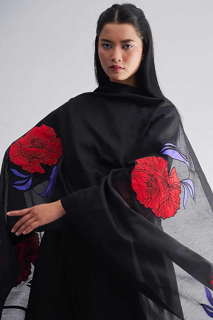 Black Embroidered Party Wear Anarkali Set by Taika By Poonam Bhagat at Pernia's Pop Up Shop