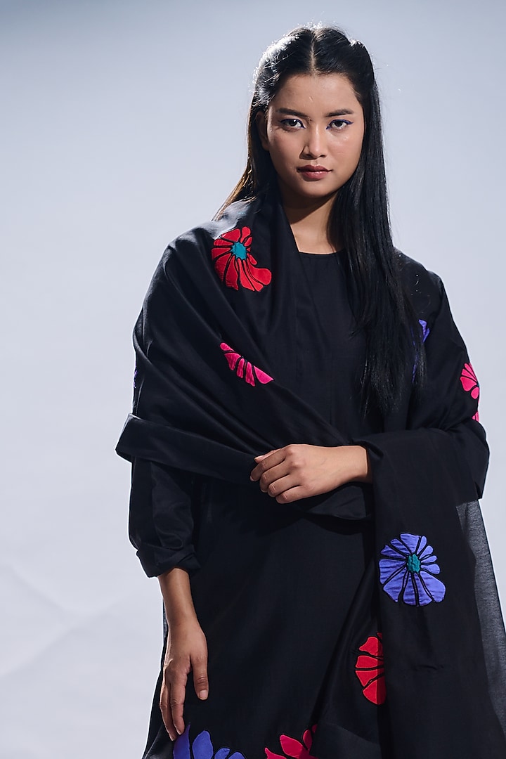 Black Floral Embroidered Party Wear Anarkali Set by Taika By Poonam Bhagat at Pernia's Pop Up Shop