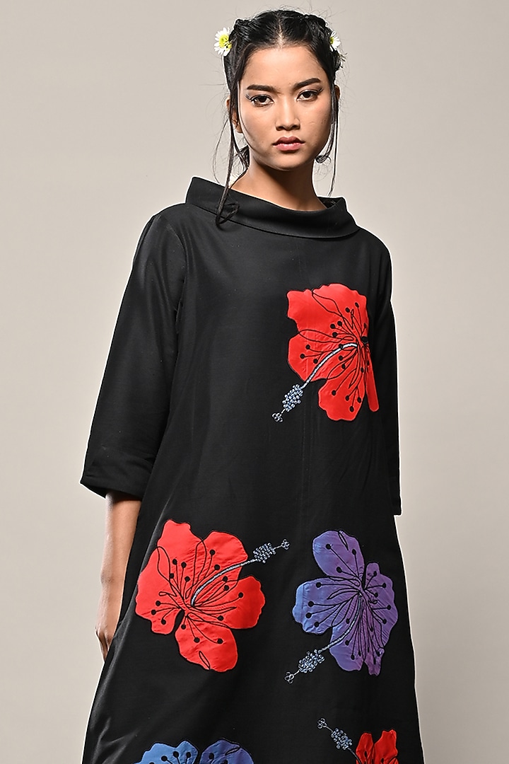 Black Cotton Silk Floral Applique Tunic Set by TAIKA by Poonam Bhagat at Pernia's Pop Up Shop