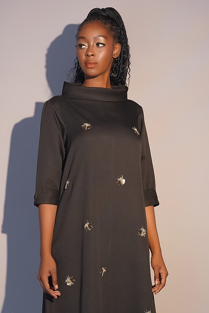 Black Banana Crepe Hand Embroidered Tunic by Taika By Poonam Bhagat at Pernia's Pop Up Shop