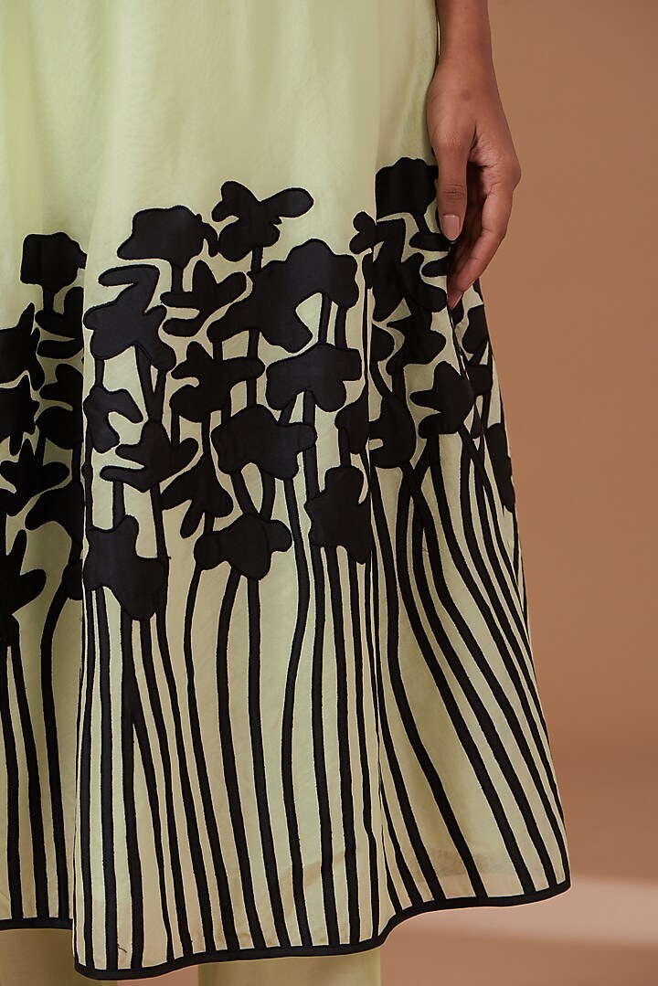 Pale Mint Chanderi Kurta Set by TAIKA by Poonam Bhagat at Pernia's Pop Up Shop