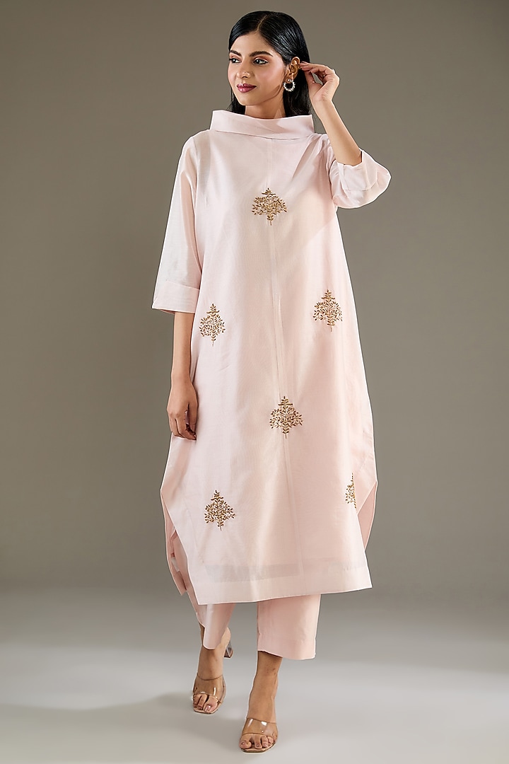 Blush Pink Chanderi Sequins Hand Embroidered Tunic Set by TAIKA by Poonam Bhagat at Pernia's Pop Up Shop