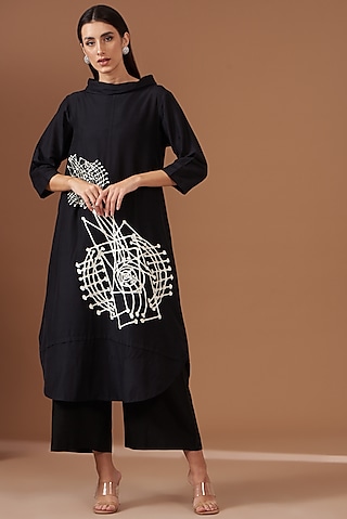 Black Blended Silk Embroidered Tunic Set by TAIKA by Poonam Bhagat