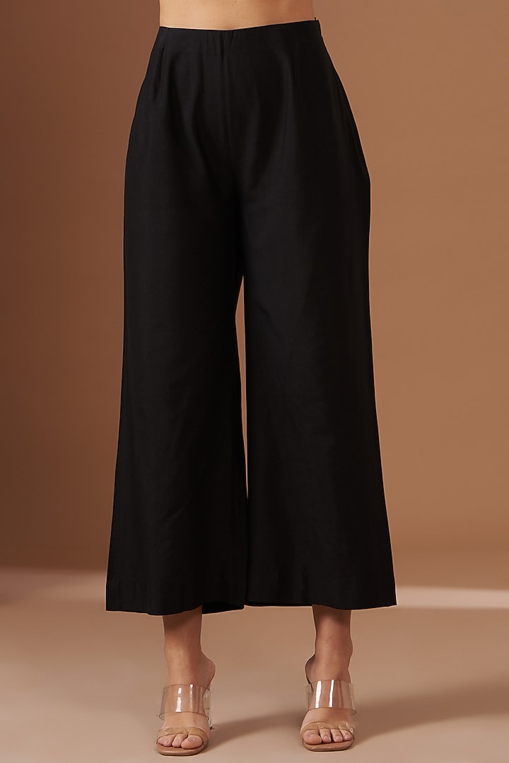 Black Blended Silk Embroidered Tunic Set by TAIKA by Poonam Bhagat at Pernia's Pop Up Shop