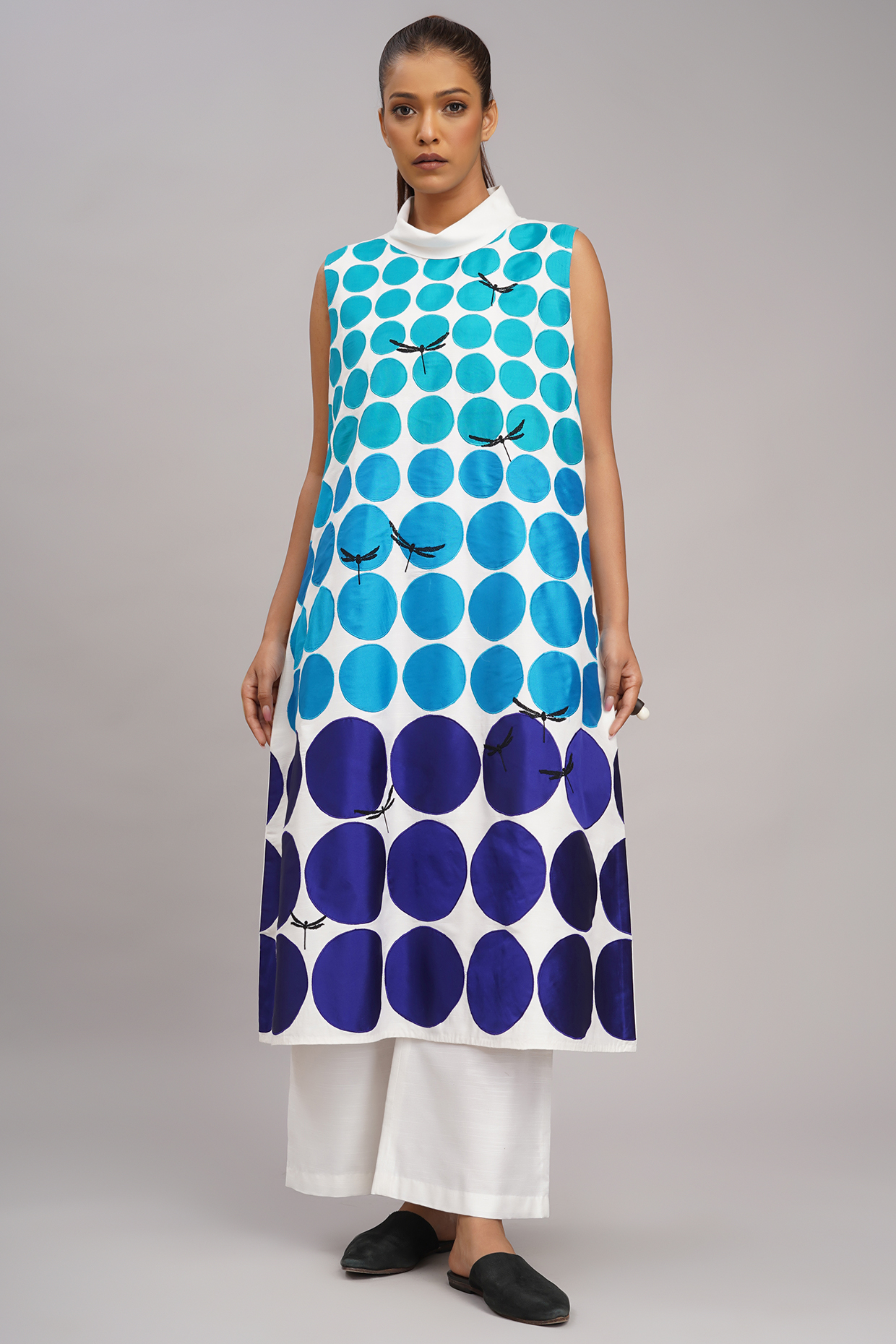 Ivory Chanderi Machine Embroidered Tunic Set by Taika By Poonam Bhagat at Pernia's Pop Up Shop