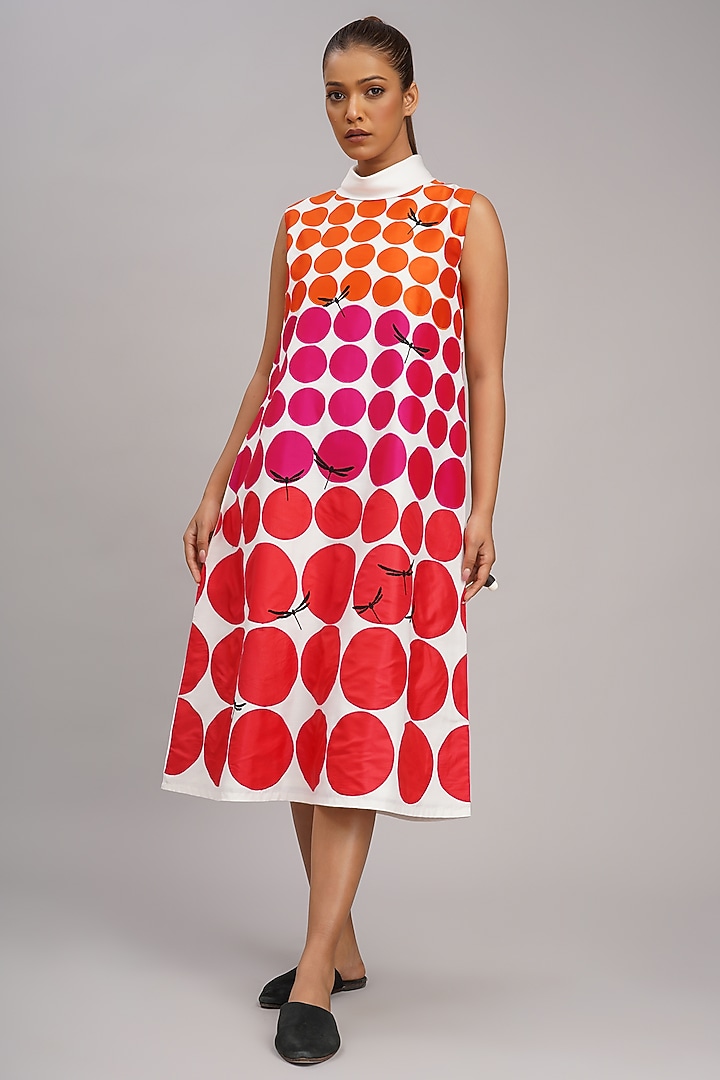 Ivory Chanderi Machine Embroidered Vacation Dress by Taika By Poonam Bhagat at Pernia's Pop Up Shop