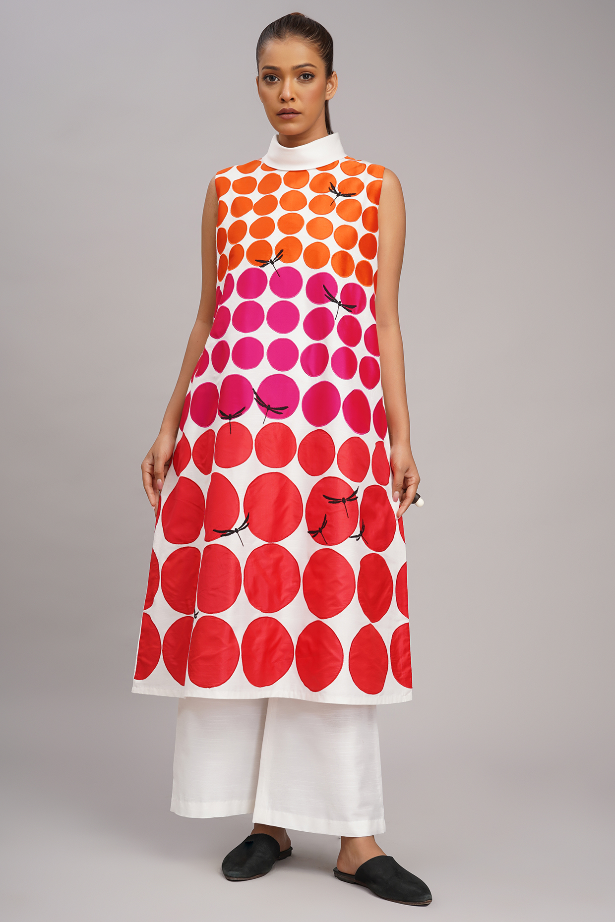 Ivory Chanderi Machine Embroidered Tunic Set by Taika By Poonam Bhagat at Pernia's Pop Up Shop