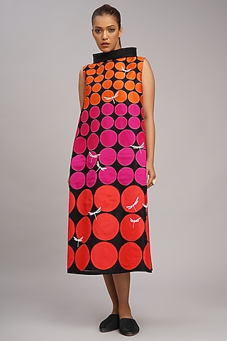 Black Chanderi Machine Embroidered Dress by Taika By Poonam Bhagat