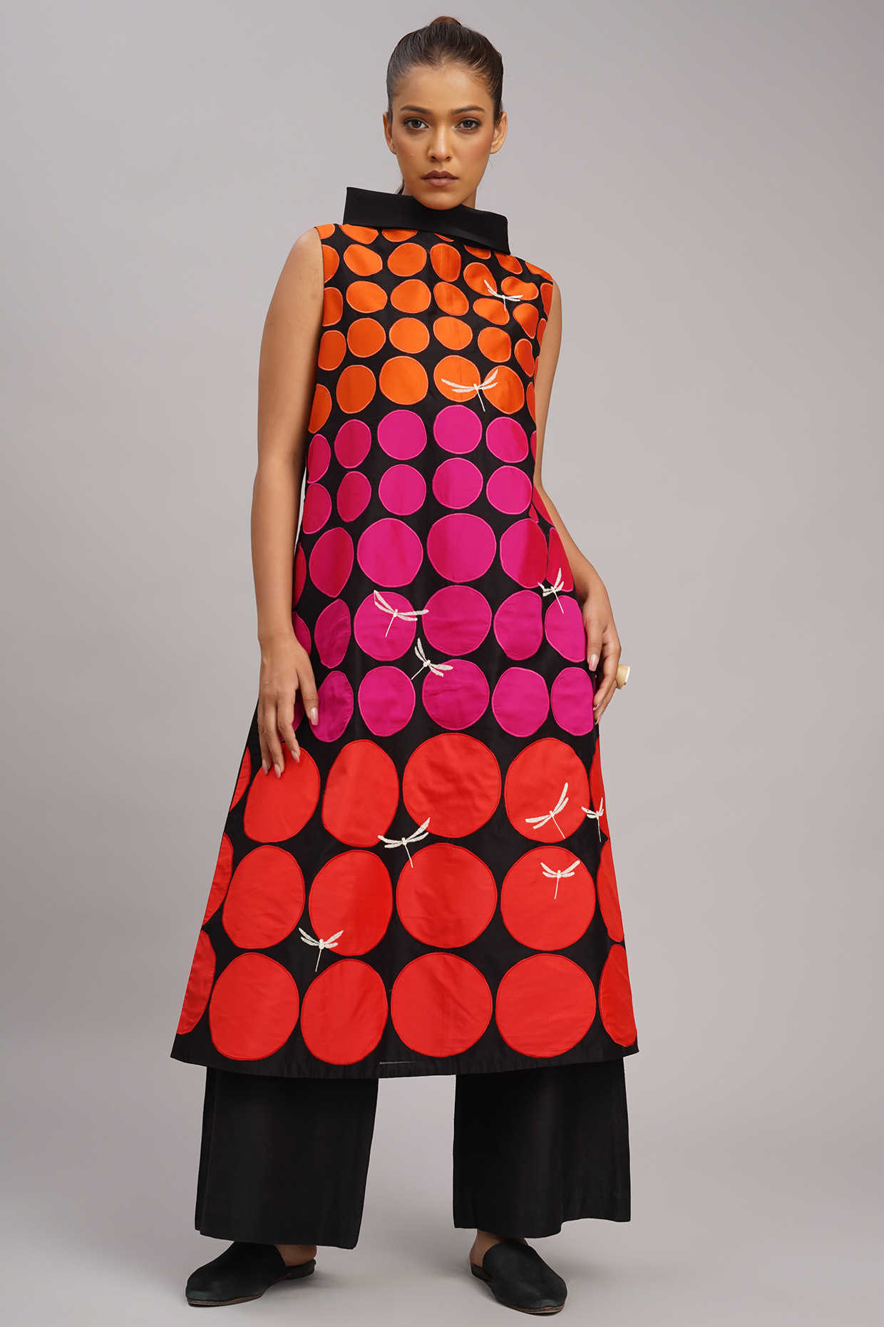 Black Chanderi Machine Embroidered Tunic Set by Taika By Poonam Bhagat at Pernia's Pop Up Shop