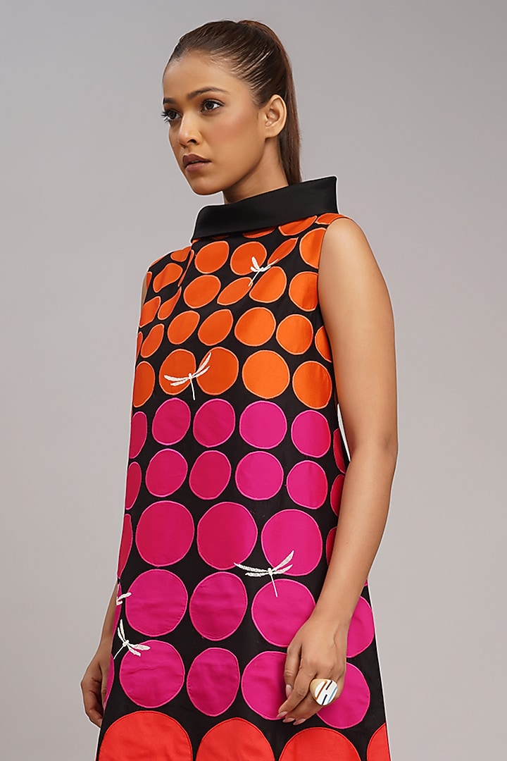 Black Chanderi Machine Embroidered Tunic Set by Taika By Poonam Bhagat at Pernia's Pop Up Shop