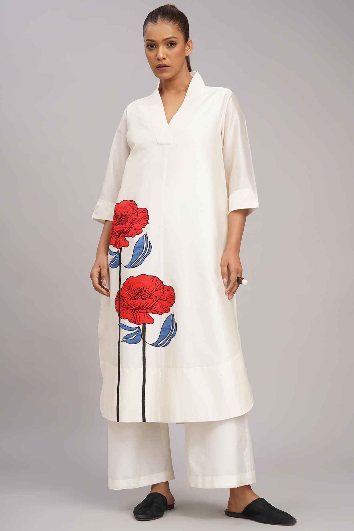 Ivory Chanderi Machine Embroidered Tunic Set by Taika By Poonam Bhagat at Pernia's Pop Up Shop