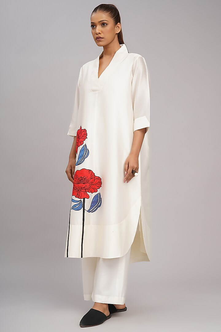 Ivory Chanderi Machine Embroidered Tunic Set by Taika By Poonam Bhagat at Pernia's Pop Up Shop