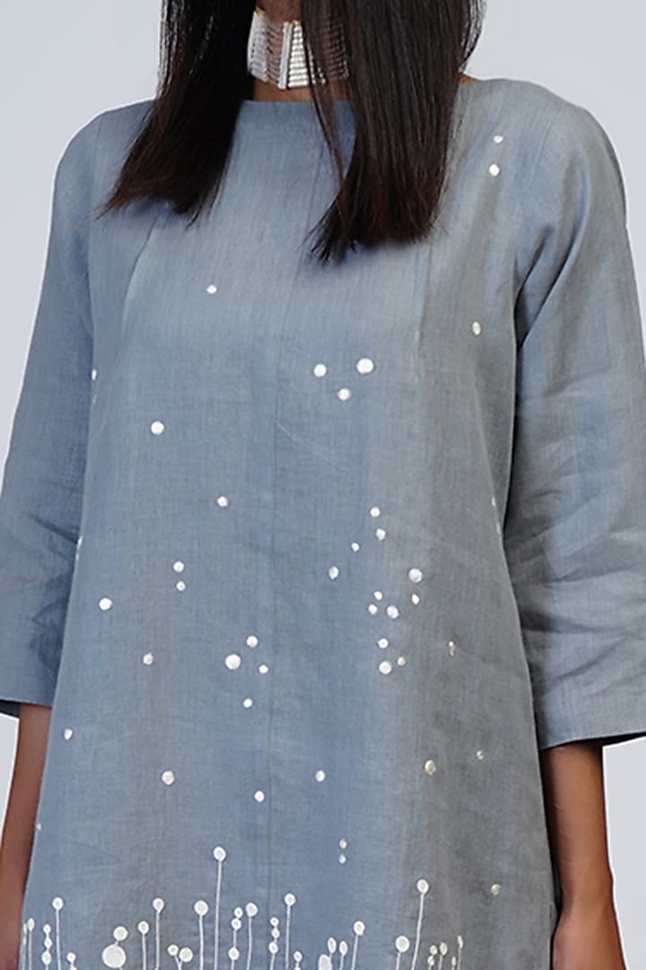 Grey & Ivory Embroidered Tunic Set by Taika By Poonam Bhagat at Pernia's Pop Up Shop
