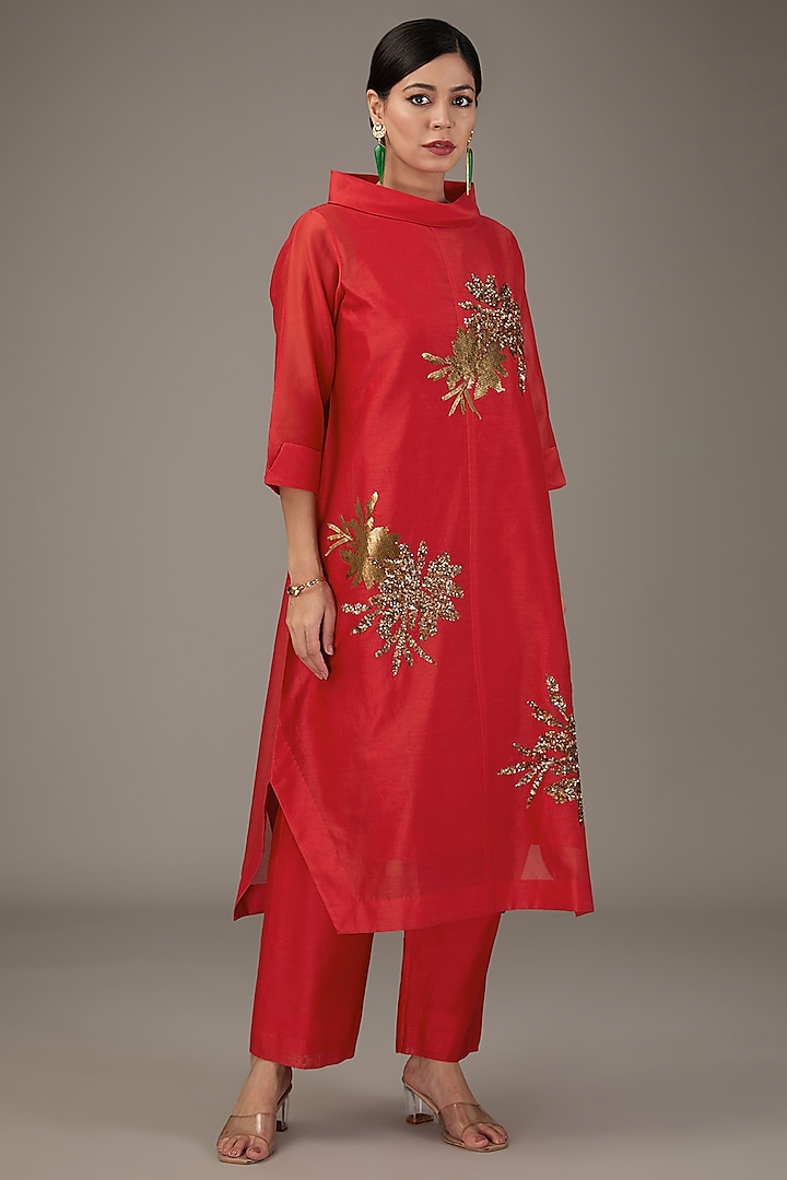 Red Chanderi Sequins Hand Embroidered & Floral Printed Tunic Set by TAIKA by Poonam Bhagat