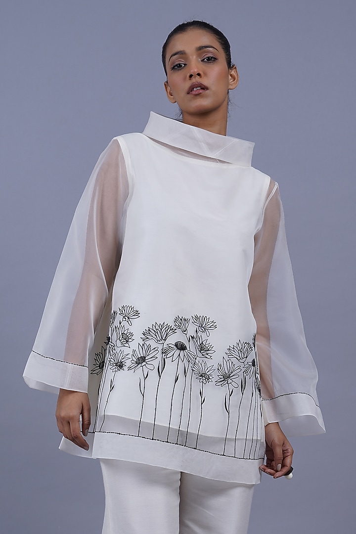 Egg White Organza Machine Embroidered Top by Taika By Poonam Bhagat at Pernia's Pop Up Shop