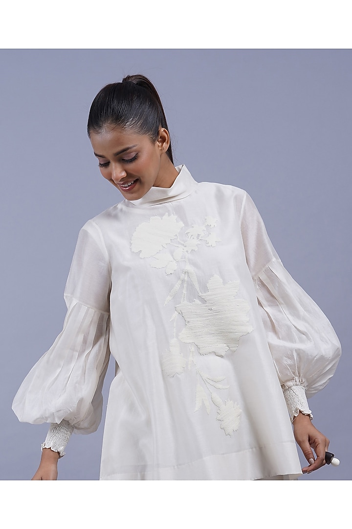 Ivory Chanderi Machine Embroidered Top by Taika By Poonam Bhagat at Pernia's Pop Up Shop