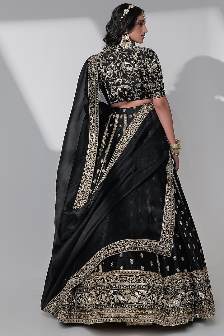 Black Pure Banarasi Zari Hand Embroidered Bridal Lehenga Set by Taisha at Pernia's Pop Up Shop