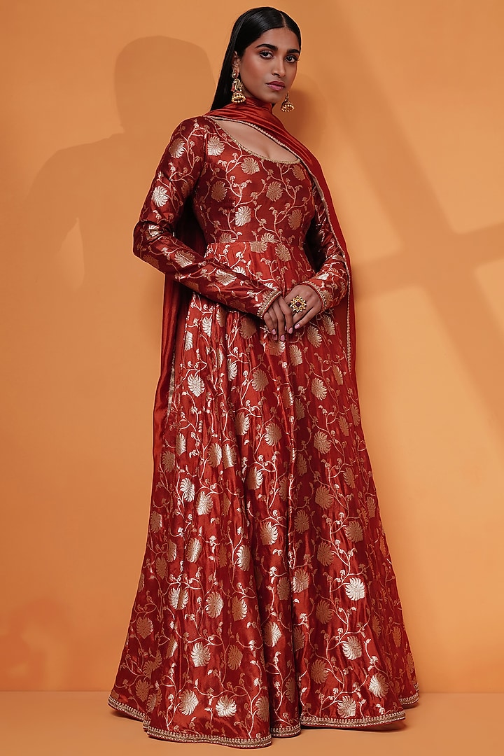 Red Pure Raw Silk Embroidered Gown by Taisha