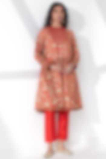 Red Pure Silk Organza Embroidered Kurta Set by Taisha at Pernia's Pop Up Shop