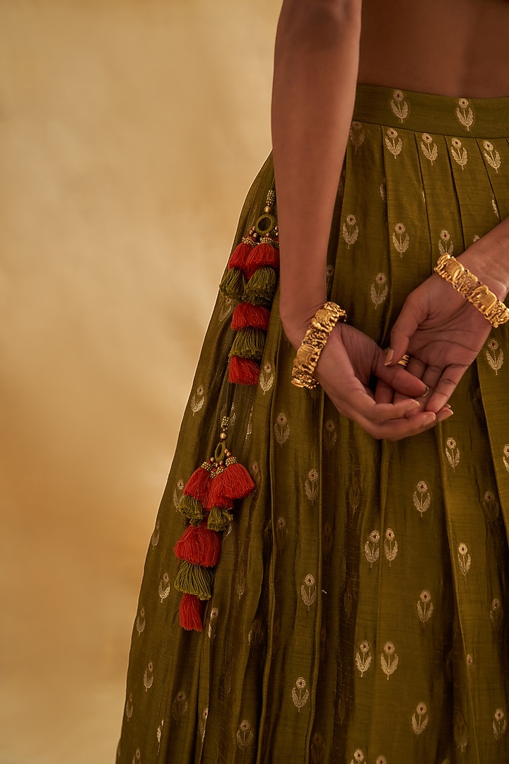 Green Pure Raw Silk Pleated Wedding Lehenga Set by Taisha at Pernia's Pop Up Shop
