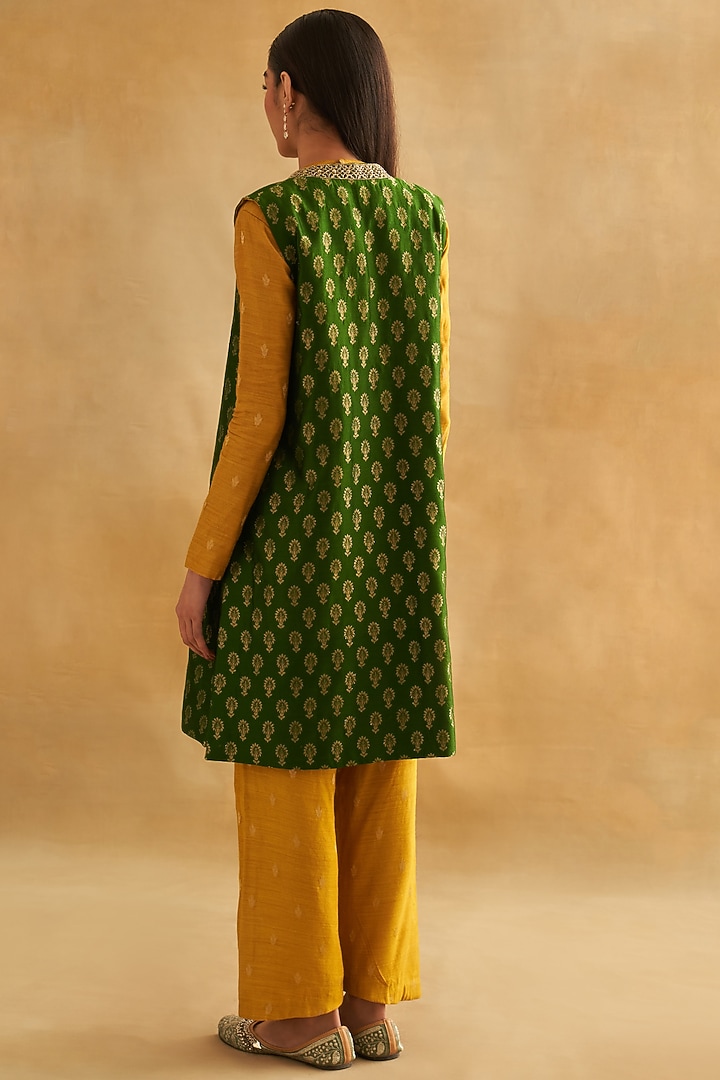 Green & Yellow Spun Silk & Moonga Silk Embroidered Co-Ord Set by Taisha at Pernia's Pop Up Shop