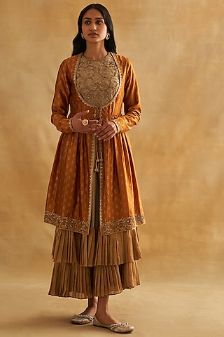 Gold-Silver Spun Silk & Zari Tissue Embroidered Kurta Set by Taisha