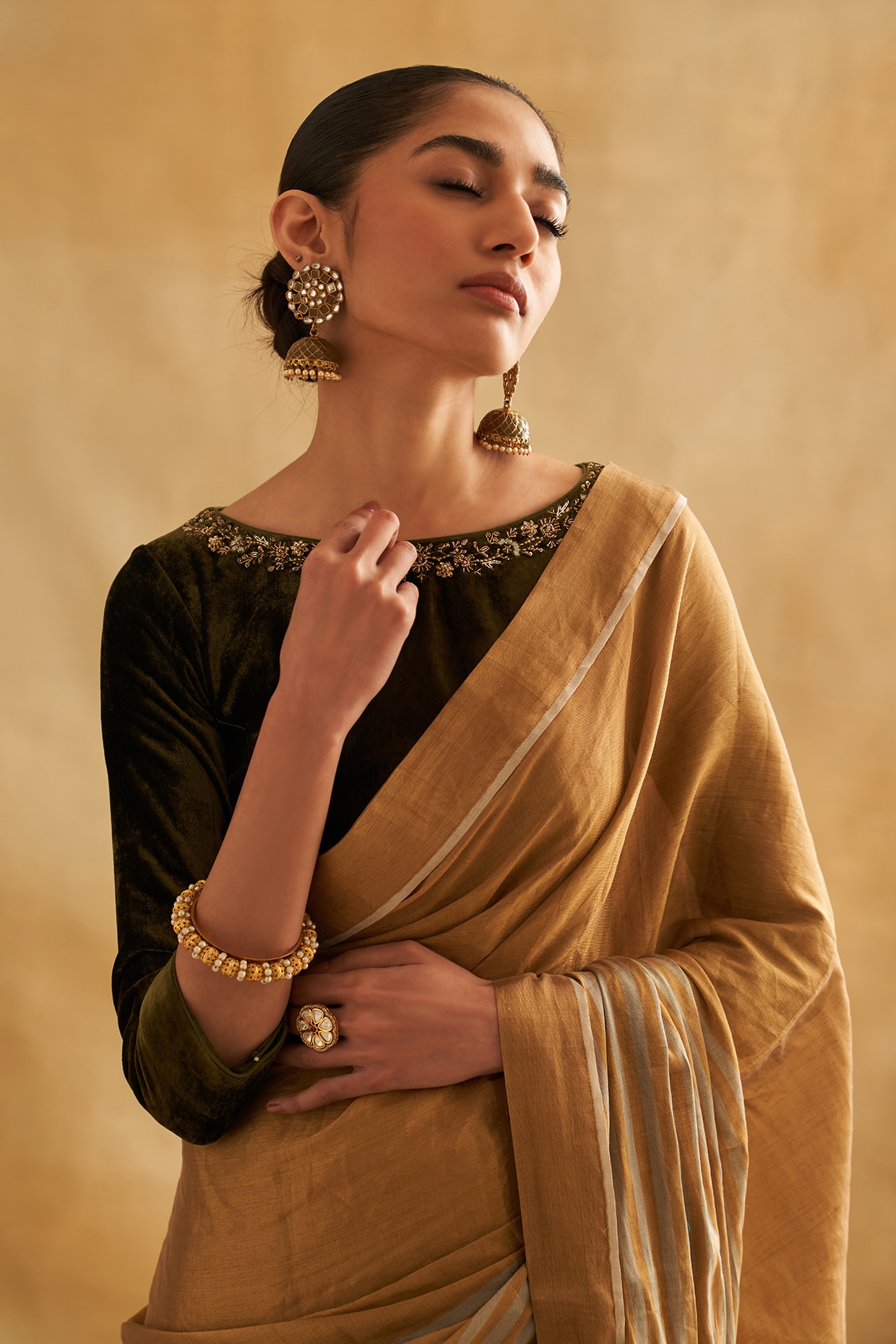 Shriya Saran Looks Ethereal In Gold And Silver Saree - SEE PICS