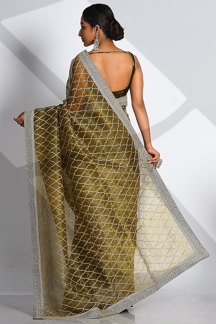 Green Khadi Organza Embroidered Wedding Saree Set by Taisha at Pernia's Pop Up Shop