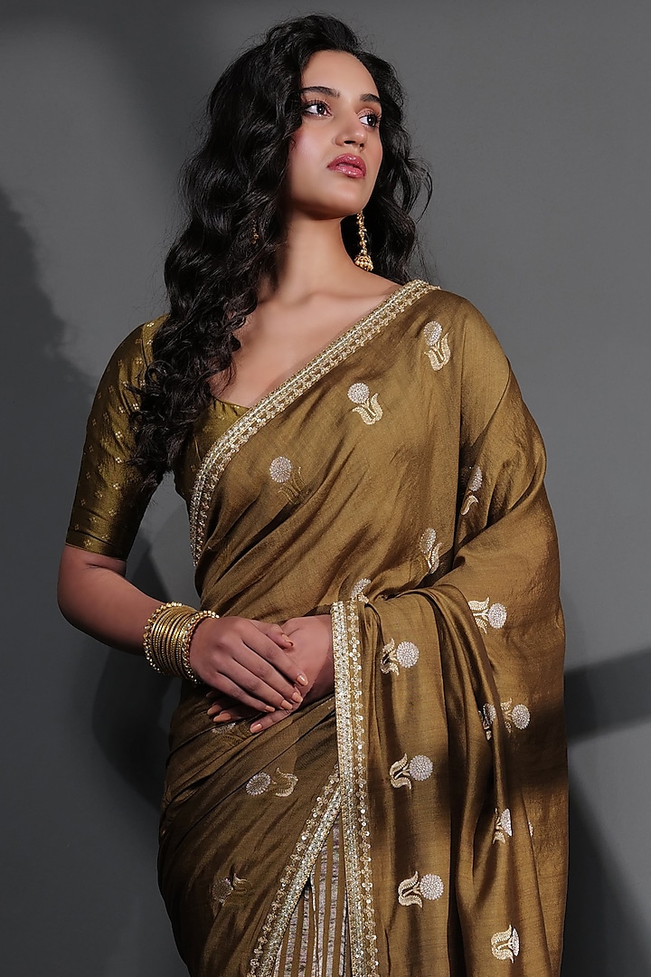 Moss Green Pure Banarasi Katan Silk & Striped Tissue Hand Embroidered Wedding Saree Set by Taisha at Pernia's Pop Up Shop