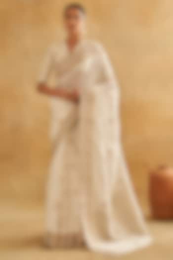 White Pattu Chanderi Silk Handwoven Saree Set by Taisha