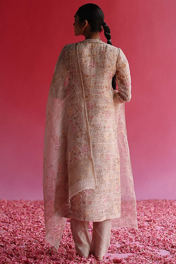 Pink Handloom Pure Linen Silk Kurta Set by Taisha at Pernia's Pop Up Shop