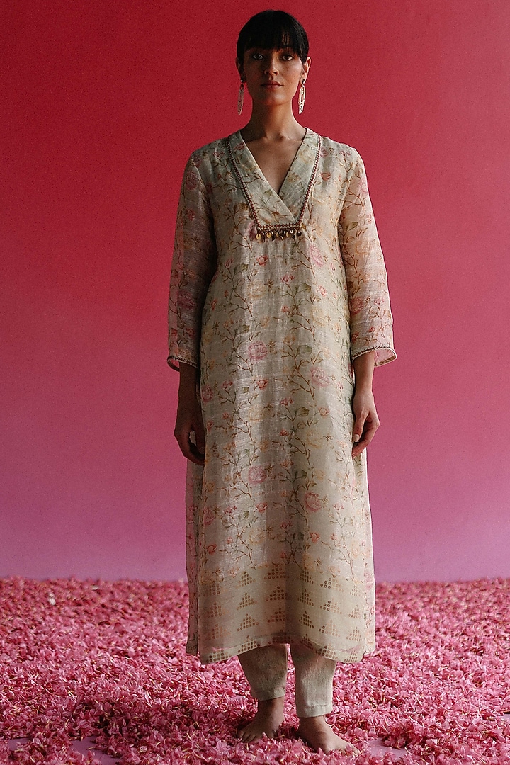 Green Handloom Pure Linen Silk Kurta Set by Taisha at Pernia's Pop Up Shop