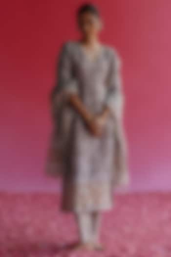 Grey Handloom Pure Linen Silk Kurta Set by Taisha