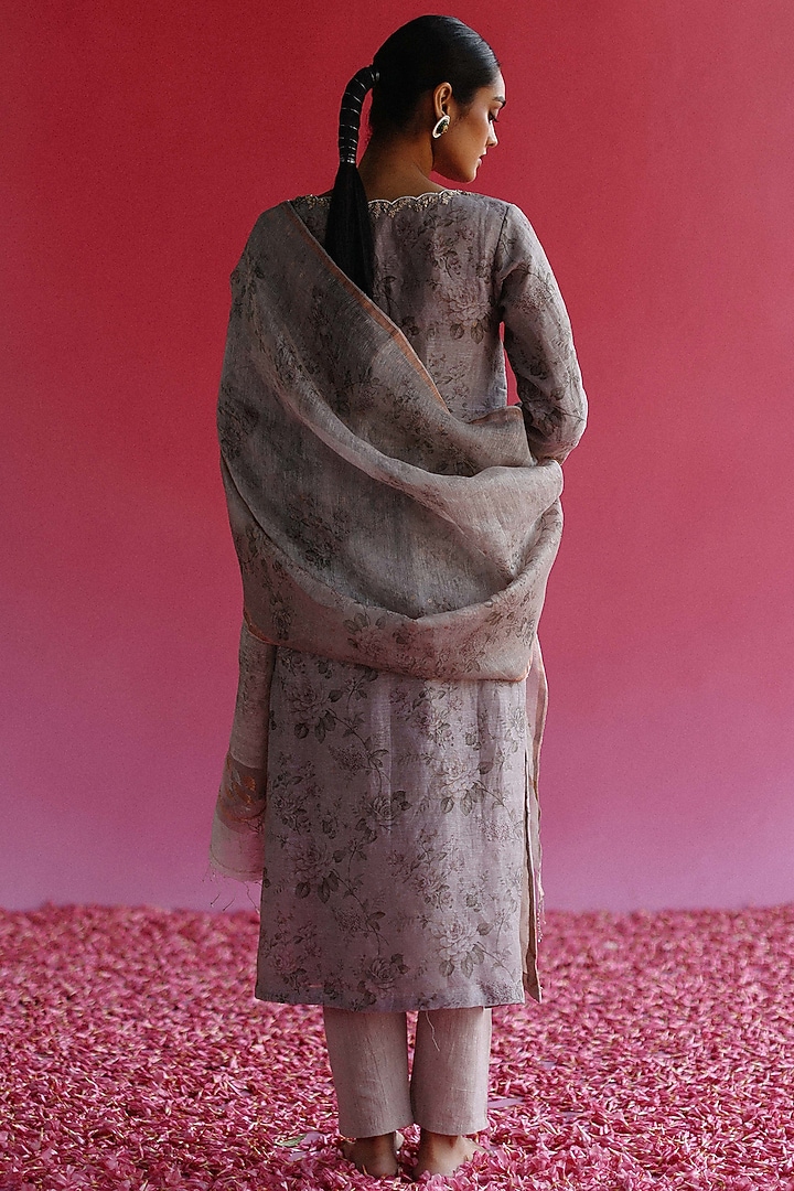 Grey Handloom Pure Linen Silk Kurta Set by Taisha at Pernia's Pop Up Shop