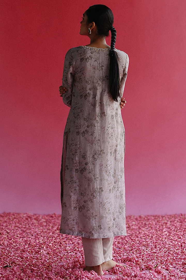 Grey Handloom Pure Linen Silk Kurta Set by Taisha at Pernia's Pop Up Shop